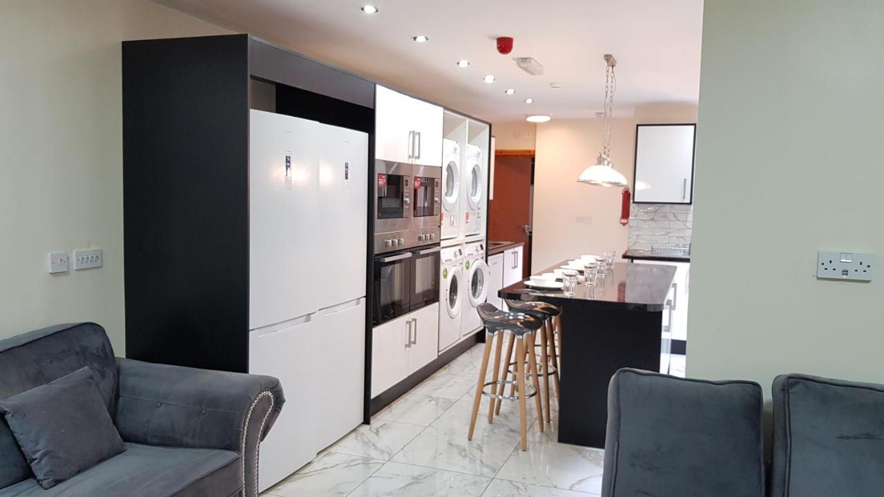 Double Ensuite Rooms Near City Centre Birmingham Exterior photo