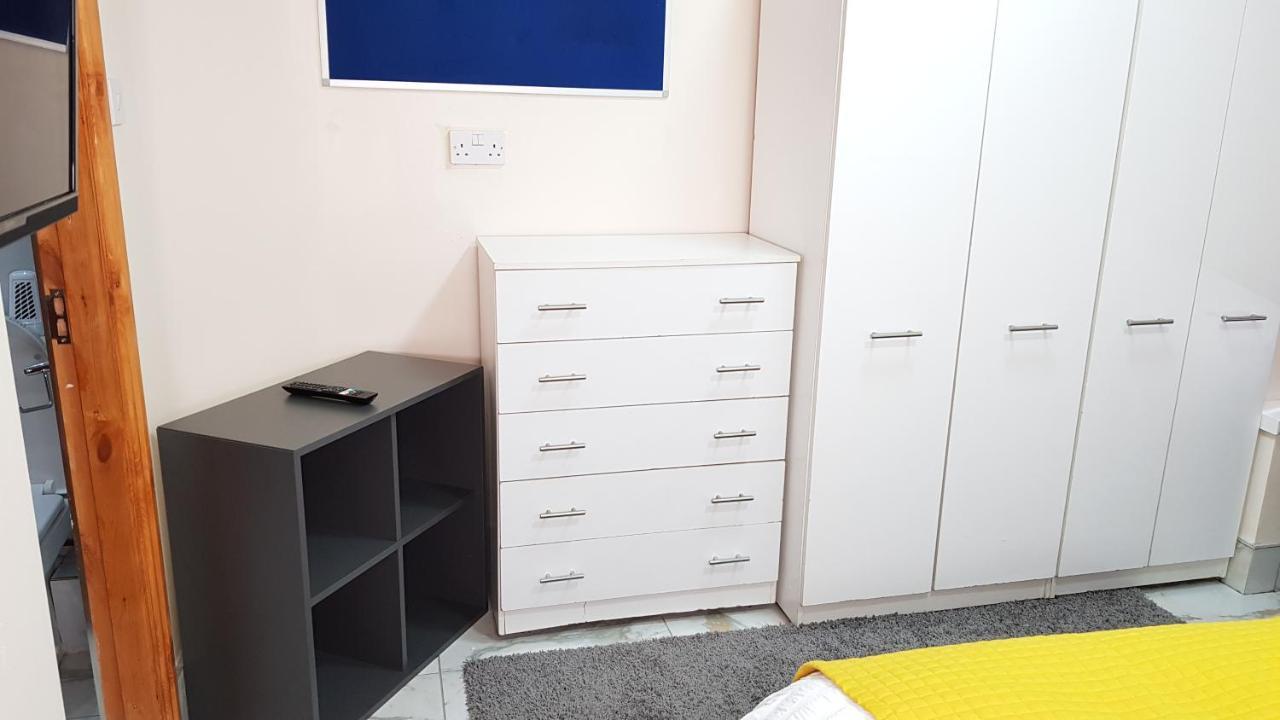 Double Ensuite Rooms Near City Centre Birmingham Exterior photo