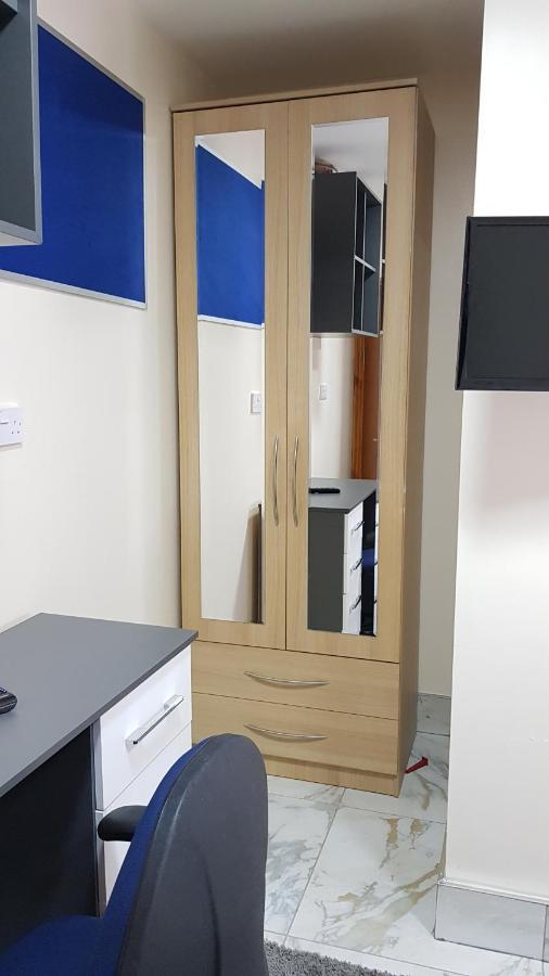 Double Ensuite Rooms Near City Centre Birmingham Exterior photo