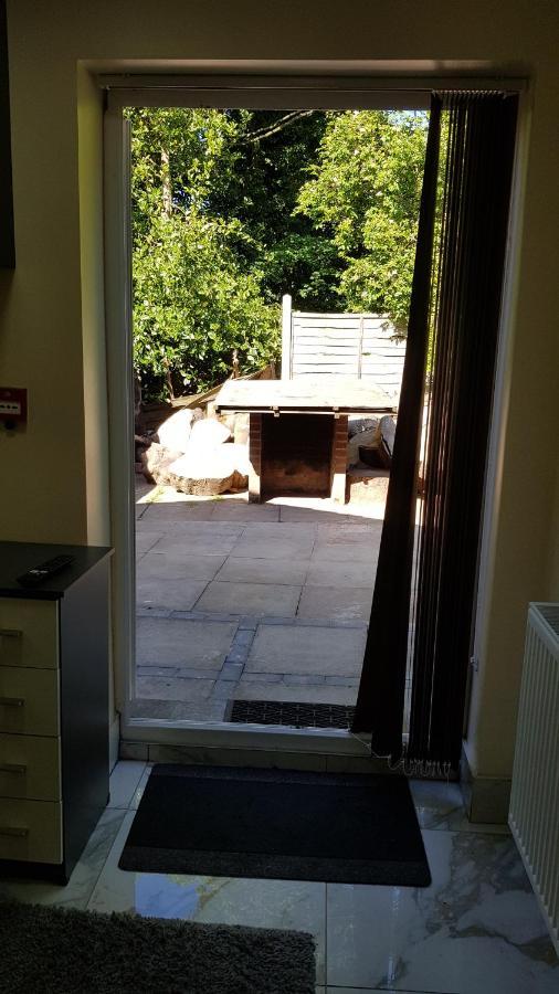 Double Ensuite Rooms Near City Centre Birmingham Exterior photo