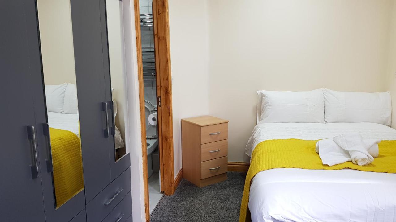 Double Ensuite Rooms Near City Centre Birmingham Exterior photo